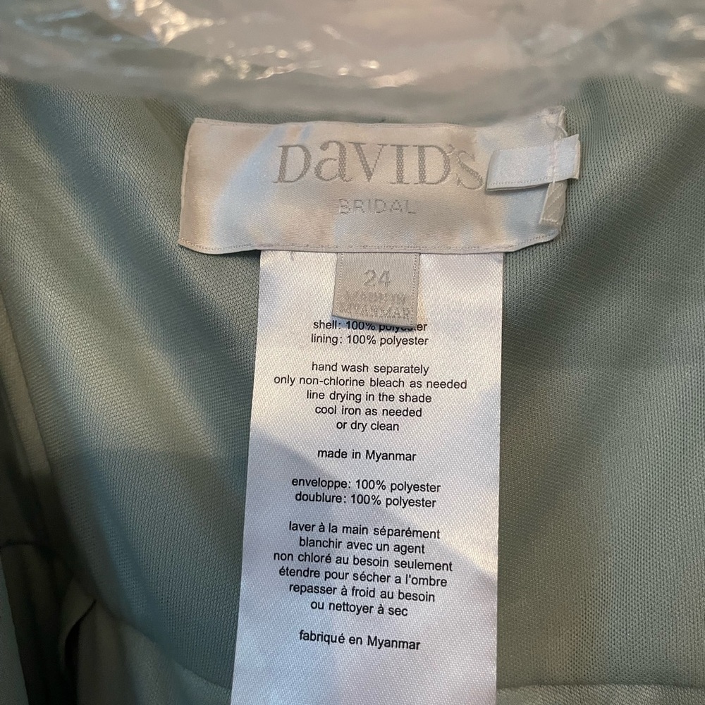 David's Bridal Dress Sage Green - Picture 5 of 7